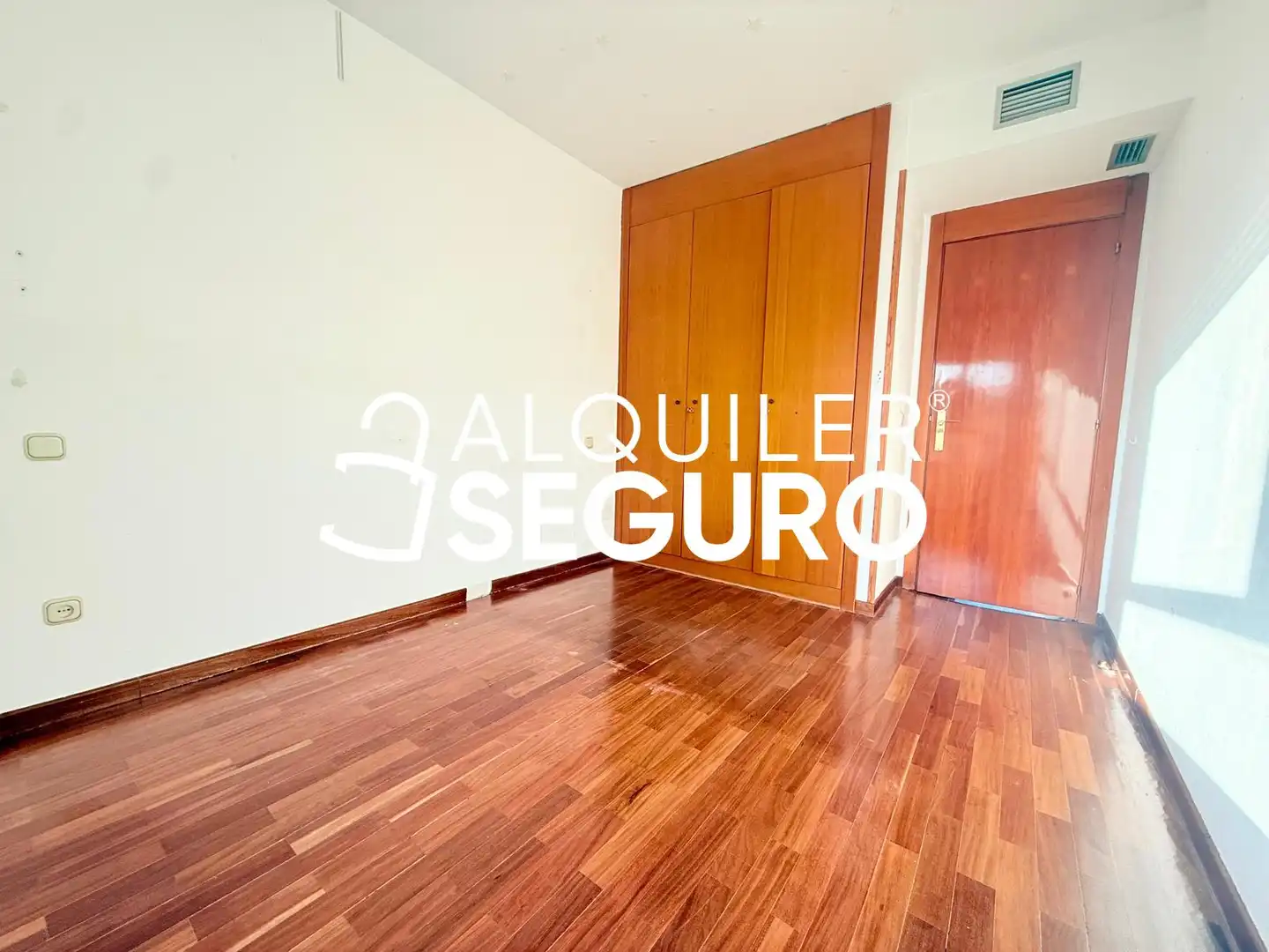 Flat for rent in de Pablo Iglesias, Bellas Vistas