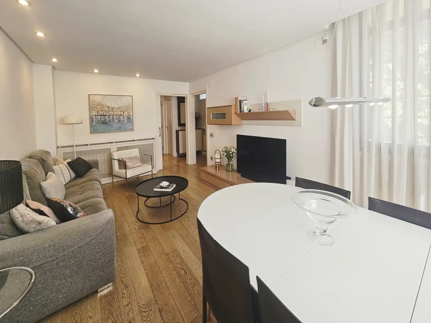 Sala de estar de Casa adosada en venta en Granollers con Aire acondicionado, Calefacción y Jardín privado
