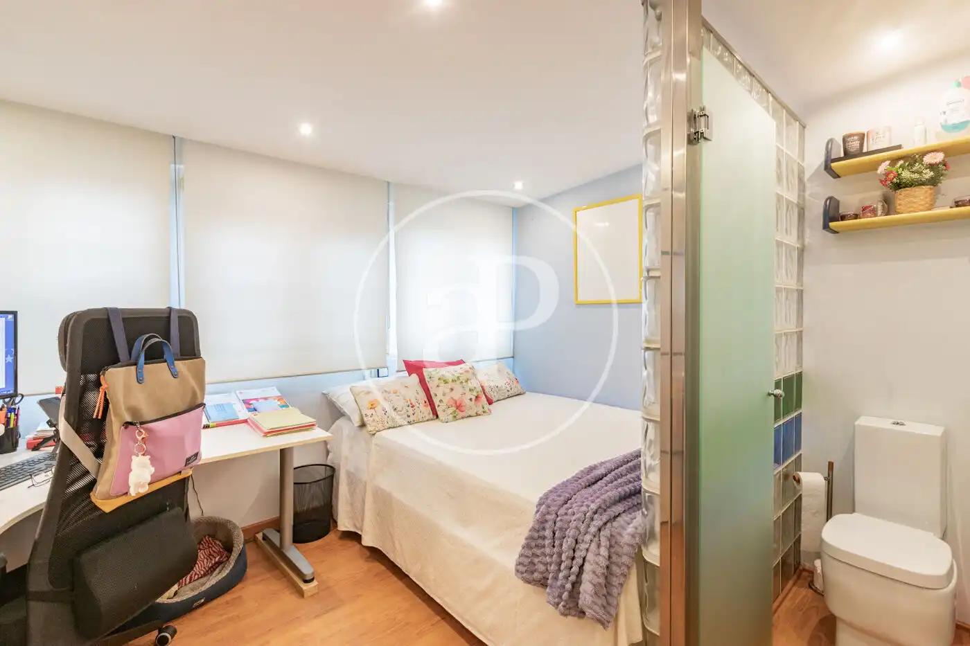 Habitación de Casa adosada en venta en San Sebastián de los Reyes con Aire acondicionado, Calefacción y Jardín privado