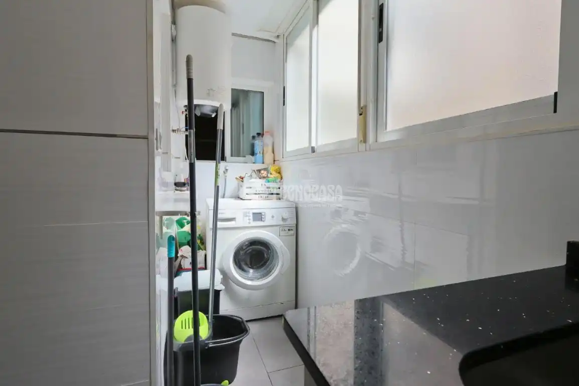 Bedroom of Flat for sale in Sagunto / Sagunt  with Air Conditioner, Furnished and Balcony