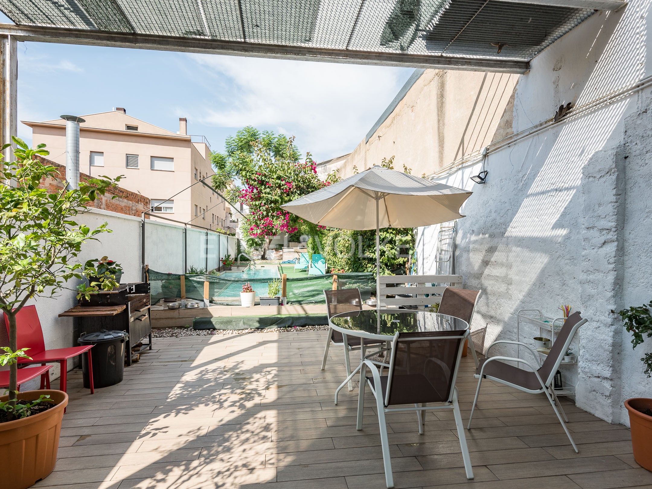 Terrassa de Apartament en venda en Mataró amb Aire condicionat, Calefacció i Jardí privat