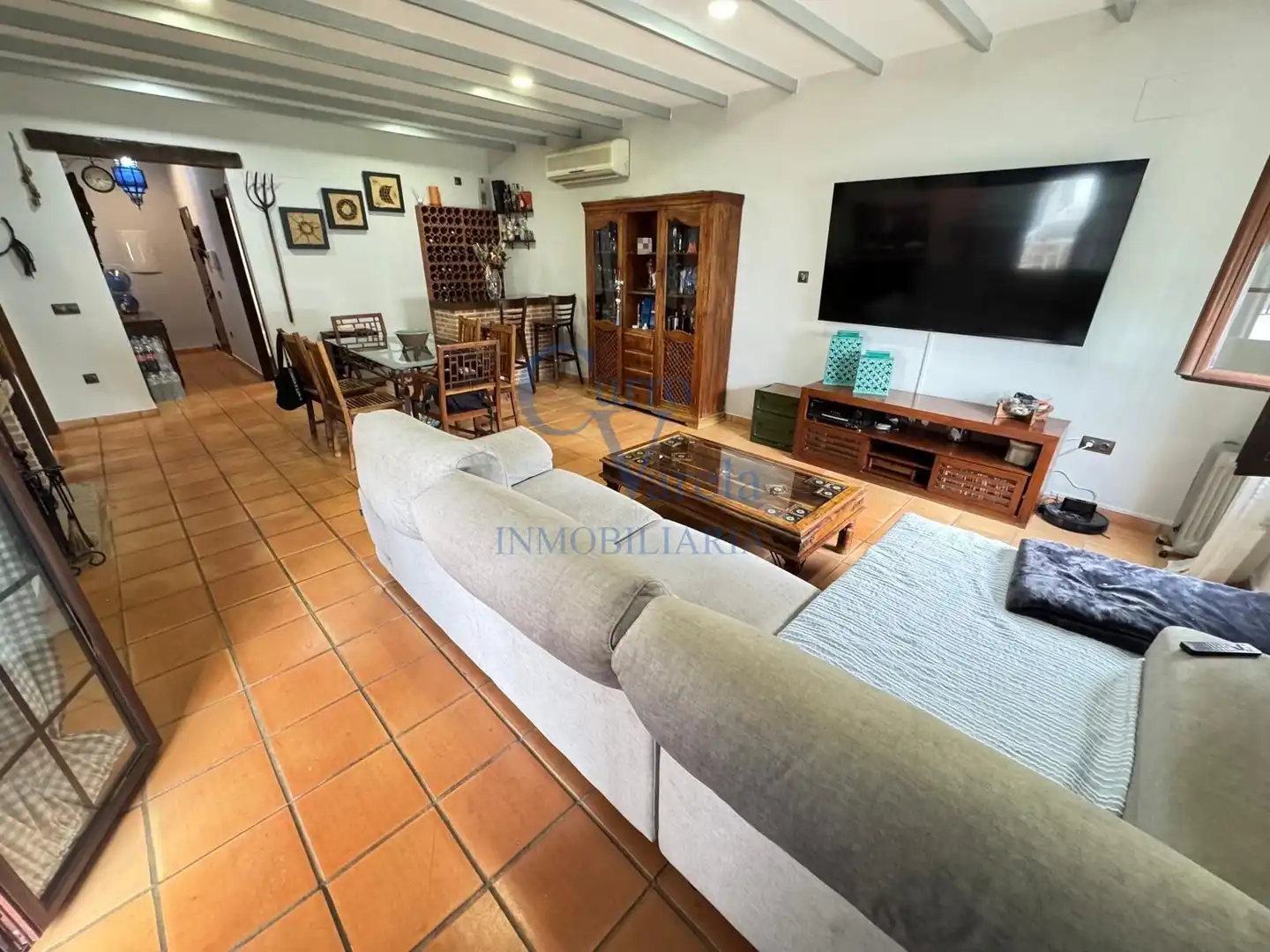 Living room of Country homes for sale in Dos Hermanas  with Air Conditioner, Private garden and Storage room