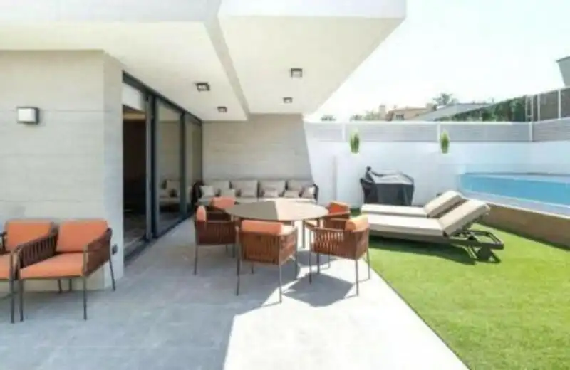 Terrace of Detached homes for rent in Marbella  with Air Conditioner, Heating and Private garden