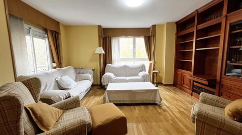 Photo 3 of Flat to rent in Calle de Ciudad de Águilas, Marroquina, Madrid