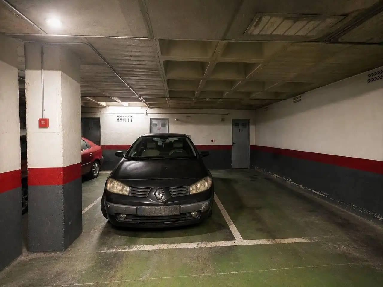Parking de Ático en venta en Alicante / Alacant con Aire acondicionado, Calefacción y Terraza