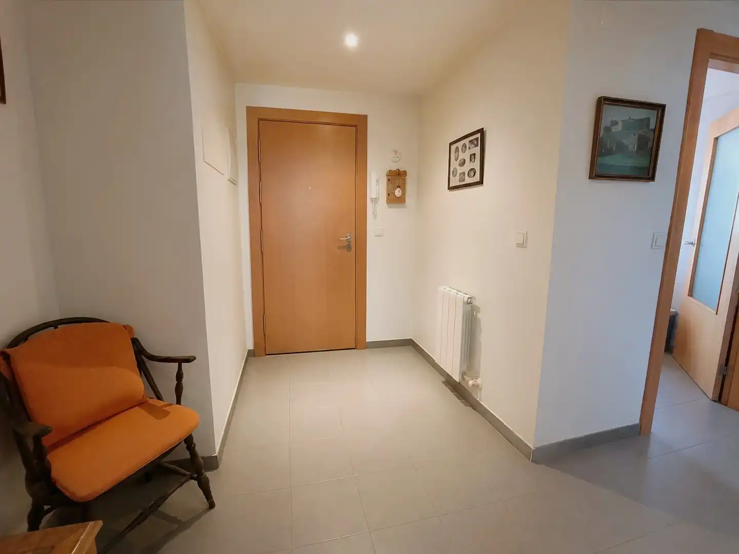 Wohnung zum Verkauf in Zuera mit Heizung, Möbliert und Ofen
