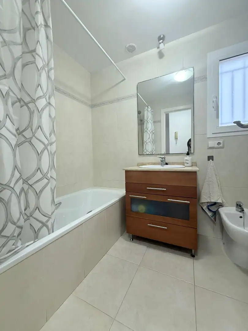 Baño de Piso en venta en Torre-Pacheco con Aire acondicionado, Jardín privado y Amueblado