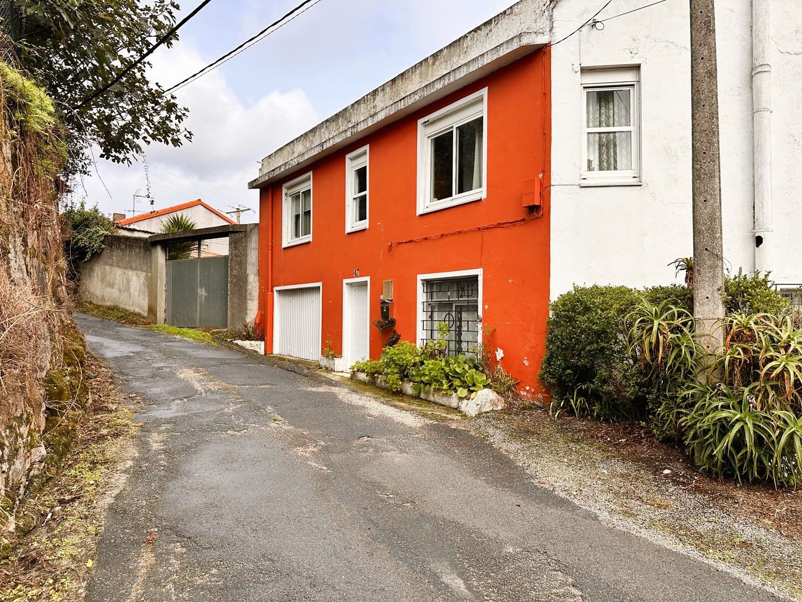 Exterior view of Single-family semi-detached for sale in A Coruña Capital   with Heating, Oven and Washing machine