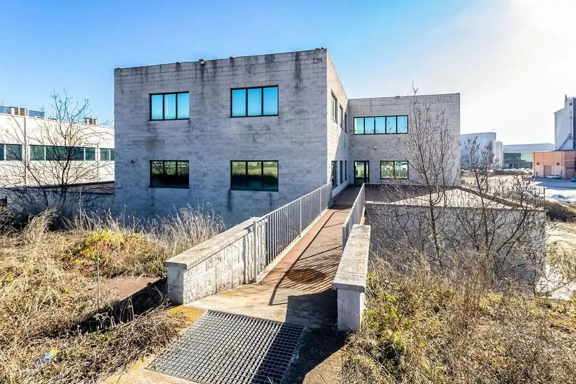 Nave industrial en venta en Camí de Barcelona a Puigcerdà, imagen 11