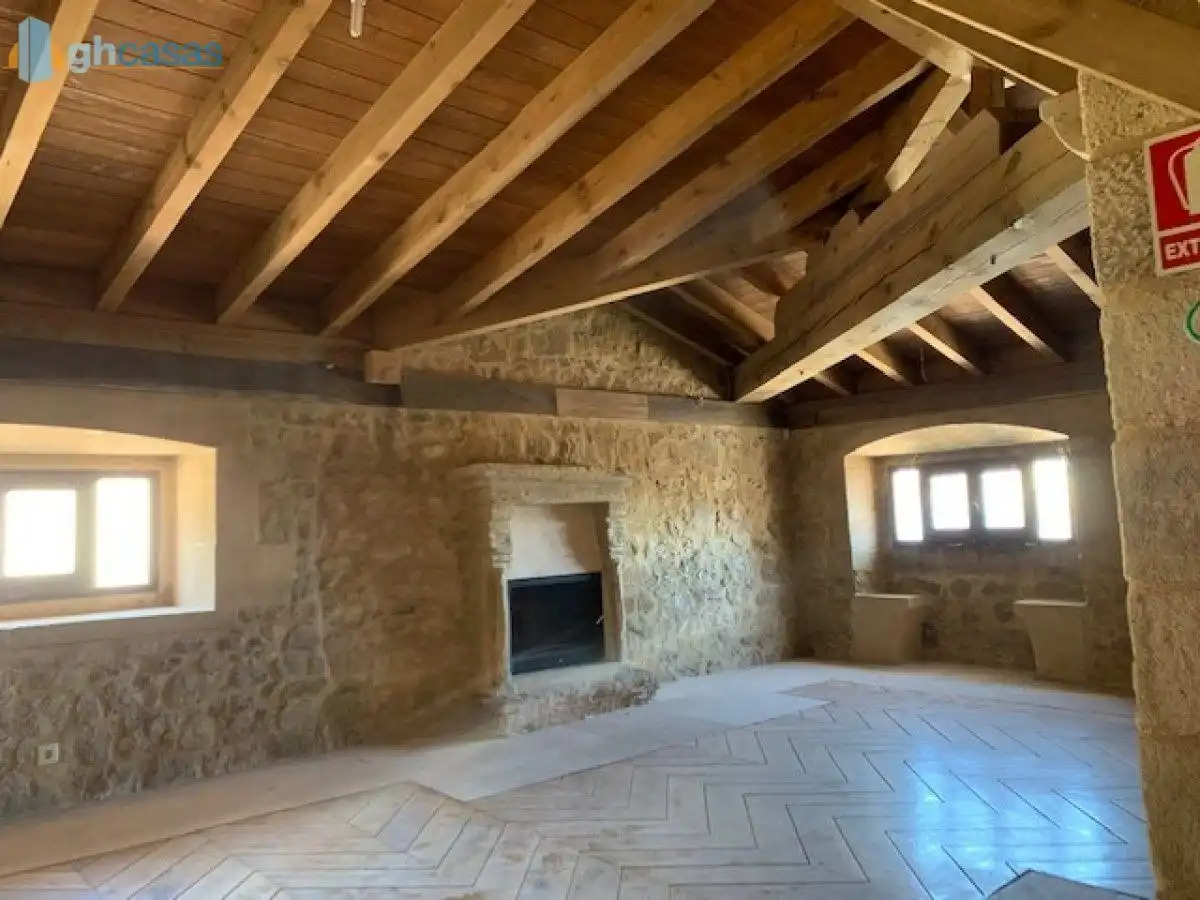 Casa o xalet en venda en Castraz