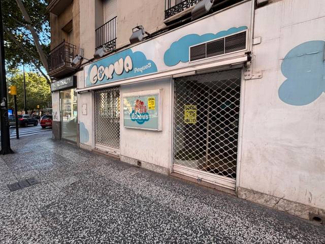 Local comercial en Alquiler en Calle de Espartero, 4 en Paseo Independencia