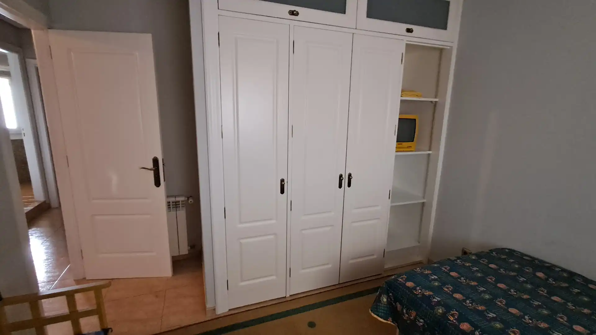 Dormitori de Àtic en venda en Vigo  amb Calefacció, Terrassa i Forn