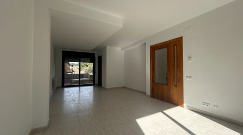 Foto 4 de Casa adosada en venda a Carrer la Surera, Vallgorguina, Barcelona