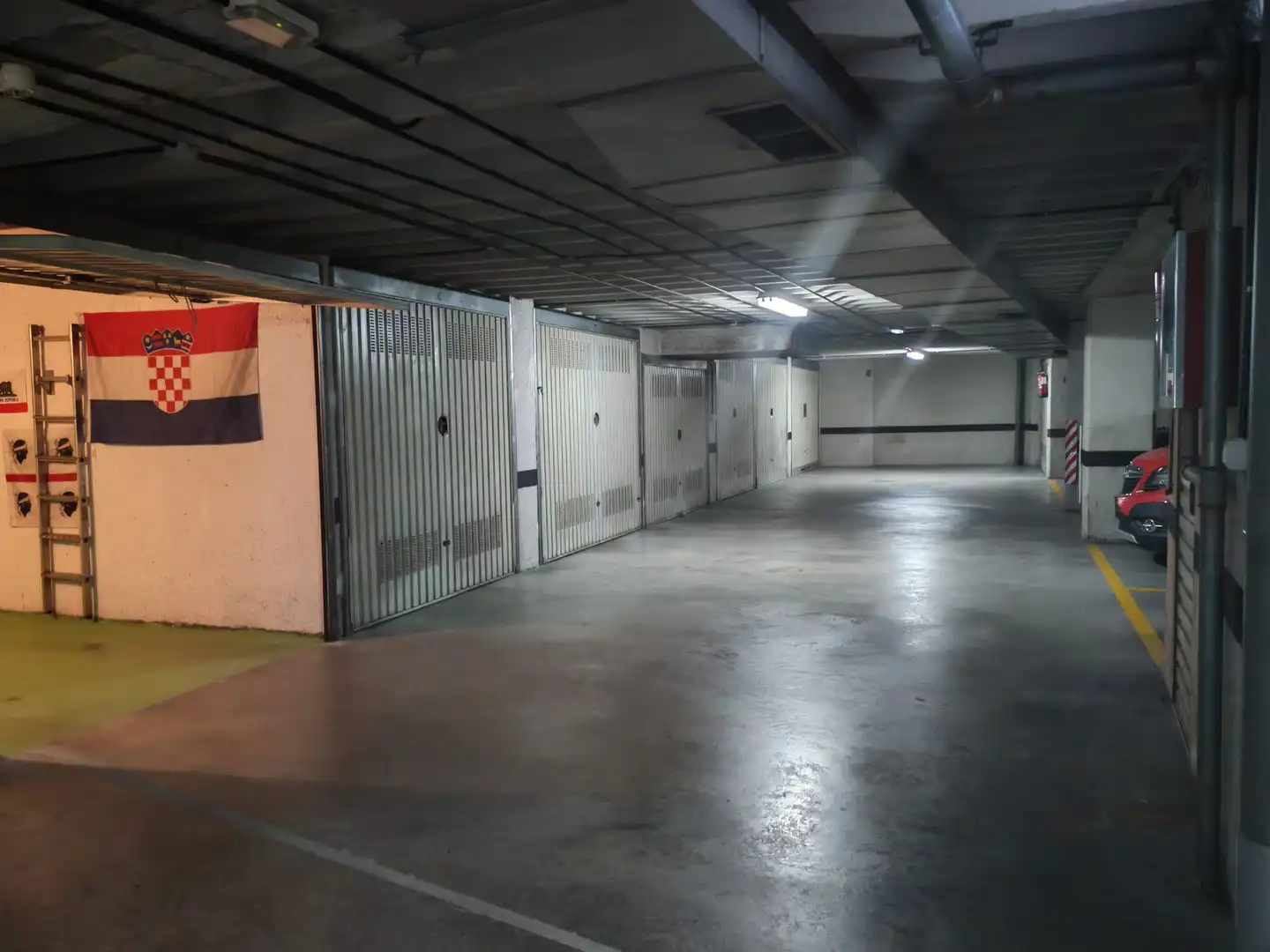 Einzelparkplatz zum Verkauf in Avenida El Minero, imagen 2