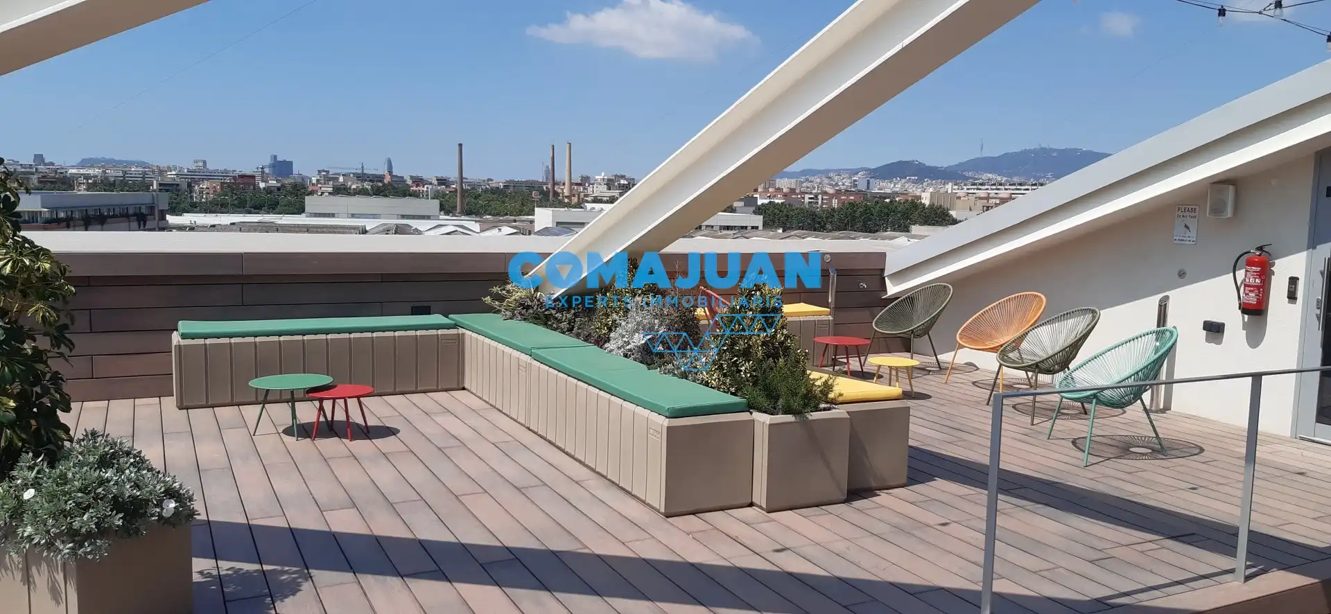 Terrasse von Büro zur Miete in Badalona mit Klimaanlage