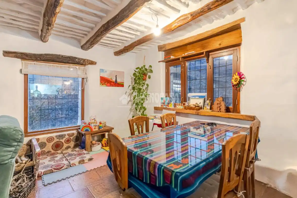 Comedor de Finca rústica en venta en Capileira con Calefacción, Terraza y Balcón