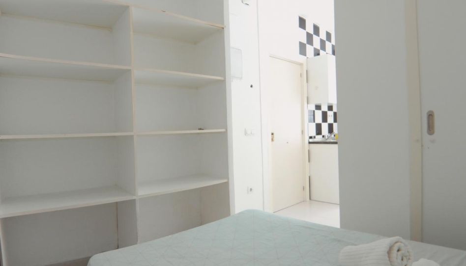 Estudio de alquiler en Puerta del Ángel - Imagen 4