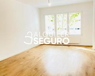 Bedroom of Flat to rent in  Madrid Capital