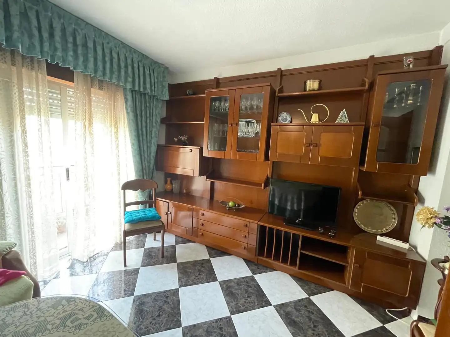 Living room of Flat for rent in Granada  with Furnished, Oven and Washing machine