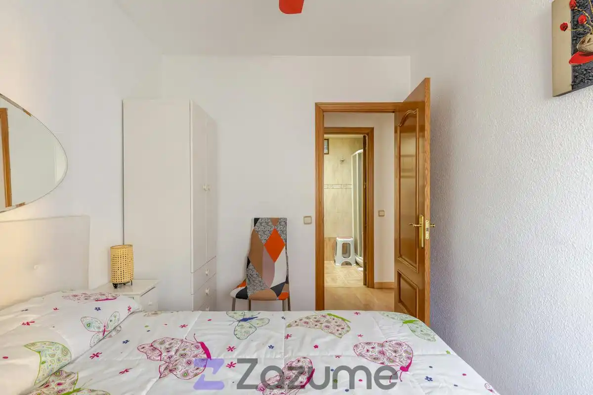Bedroom of Flat for rent in Puente de Vallecas