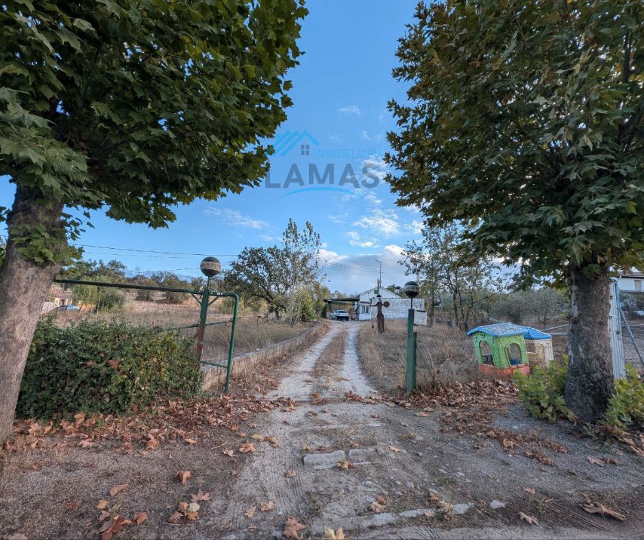 Country house for sale in Talayuela