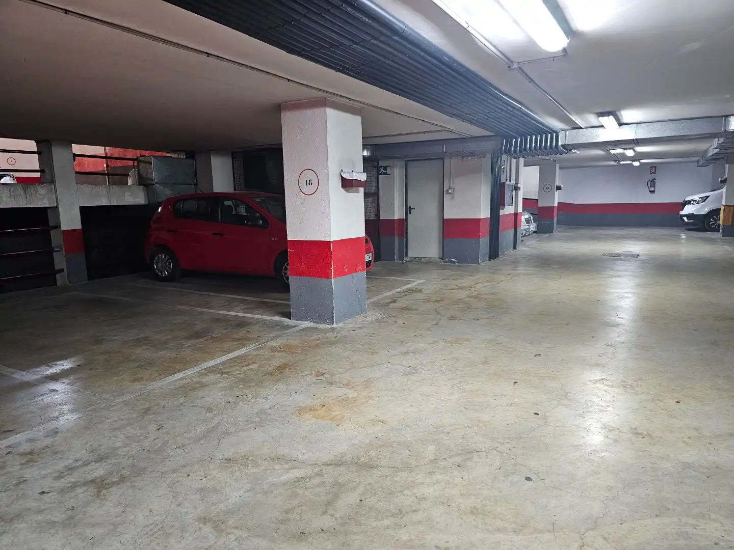 Parkplatz von Garage zur Miete in Jaén