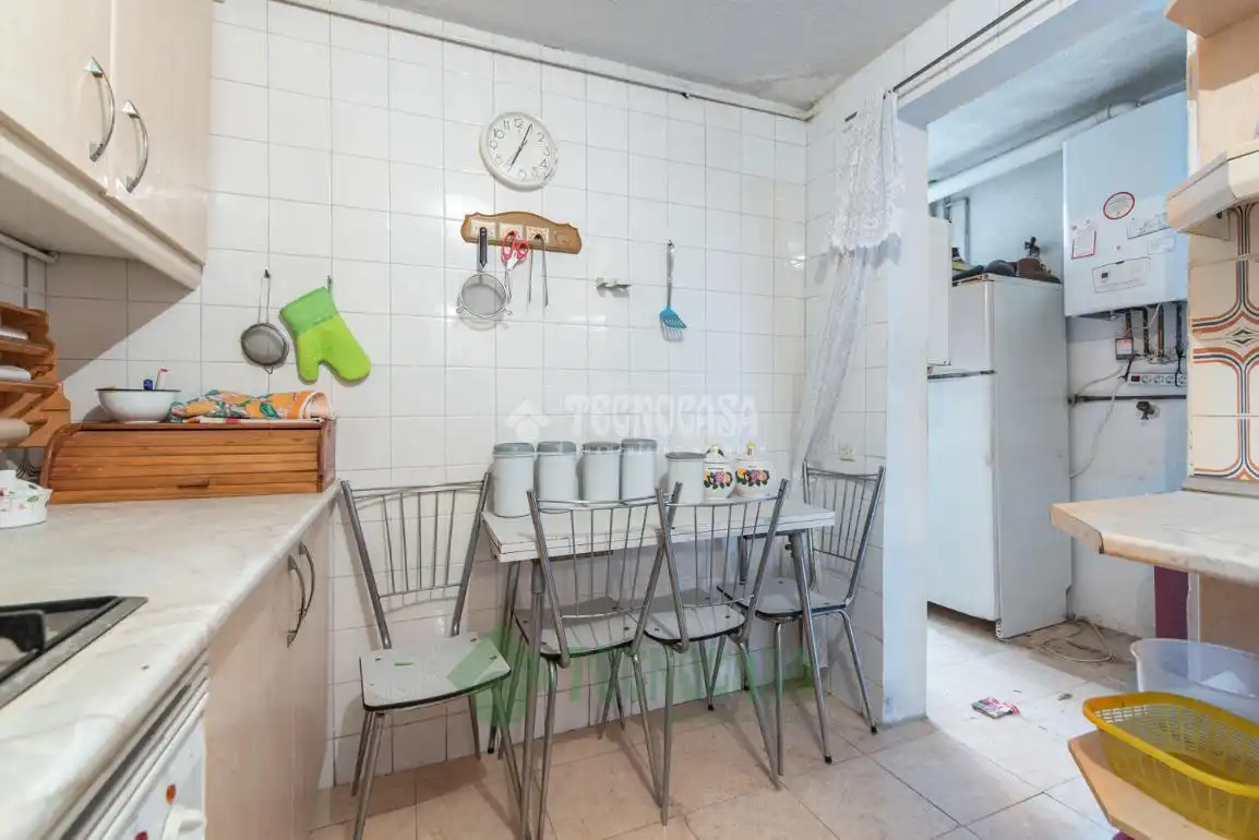 Cocina de Piso en venta en Algete con Calefacción, Balcón y Piscina comunitaria