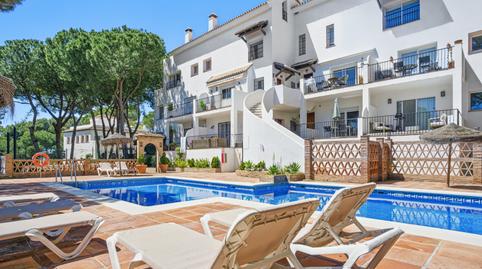 Foto 4 de Àtic en venda a Aloha, Málaga