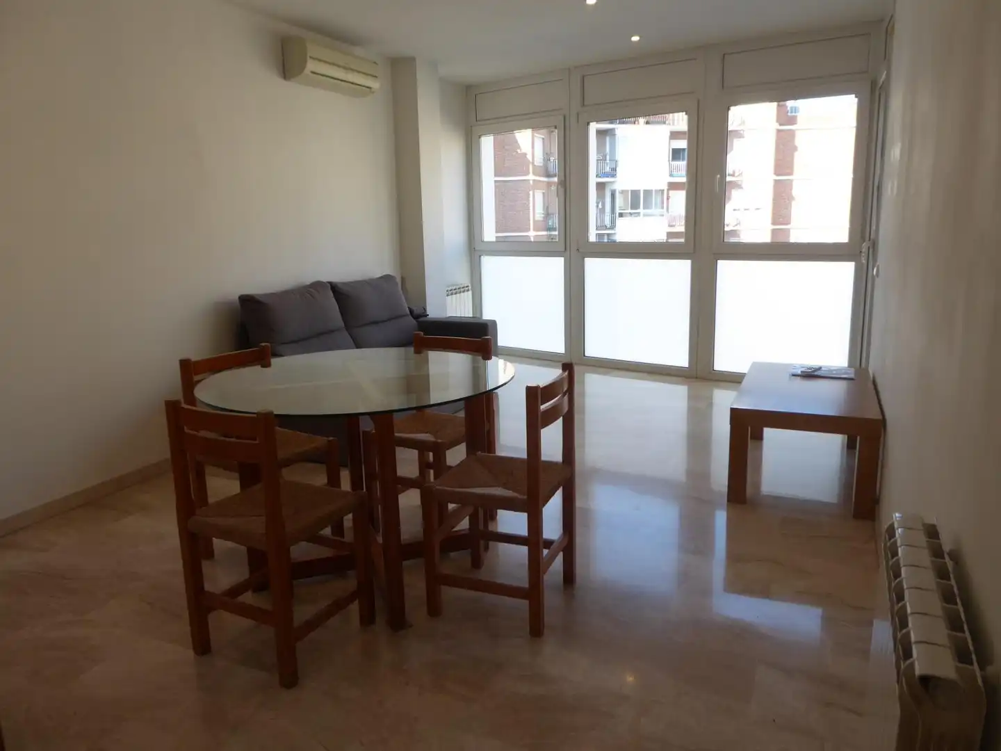 Sala de estar de Piso de alquiler en Manresa con Aire acondicionado