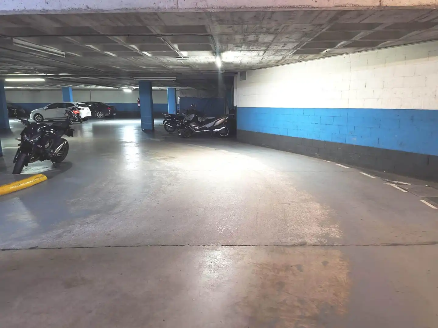 Aparcament de Garatge en venda en Badalona
