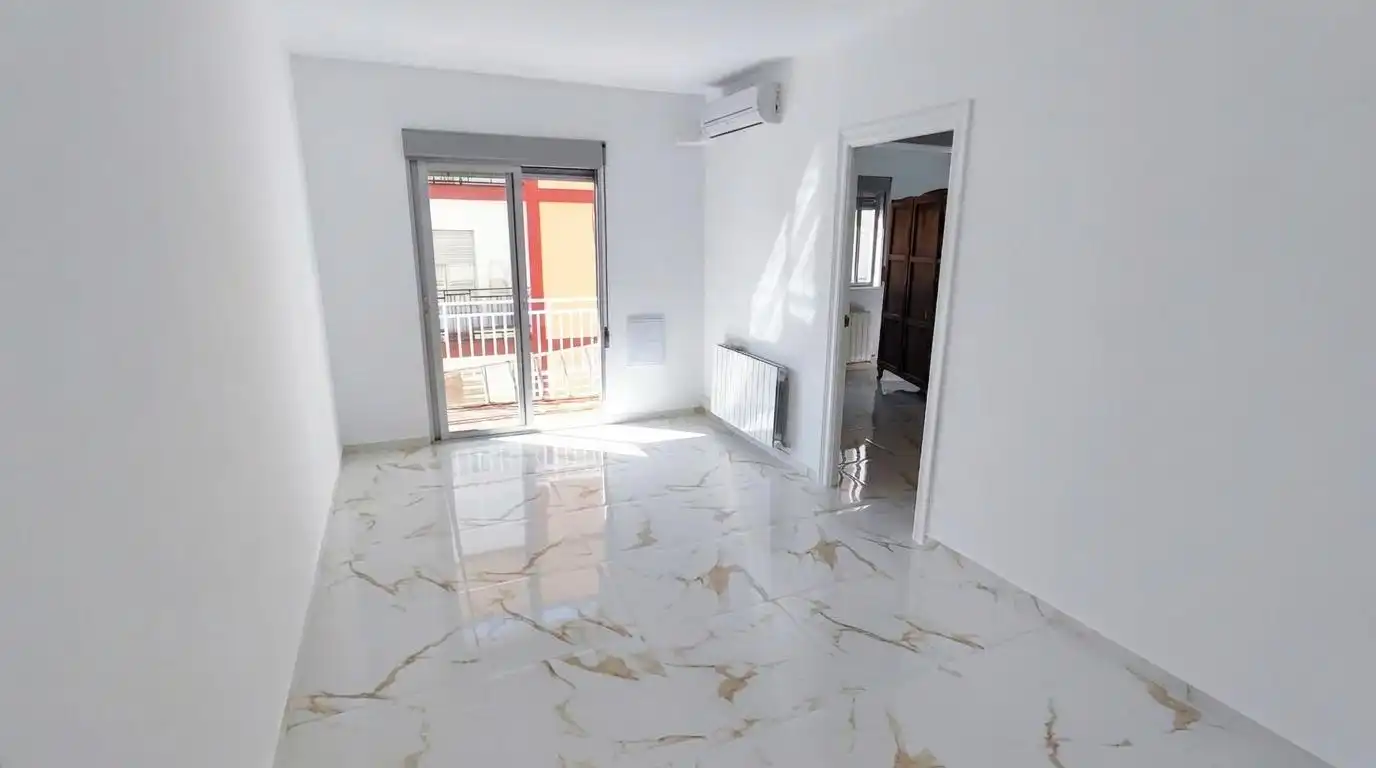 Flat with terrace to rent in Calle Calle Alhamar, imagen 7