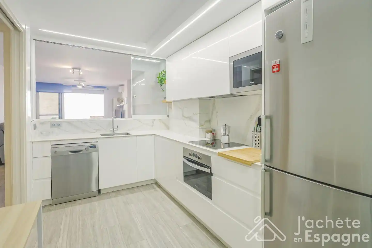 Kitchen of Flat for sale in Los Arenales del Sol