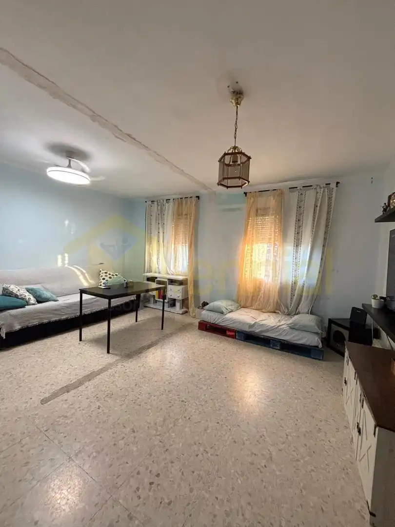Habitación de Piso en venta en Sevilla