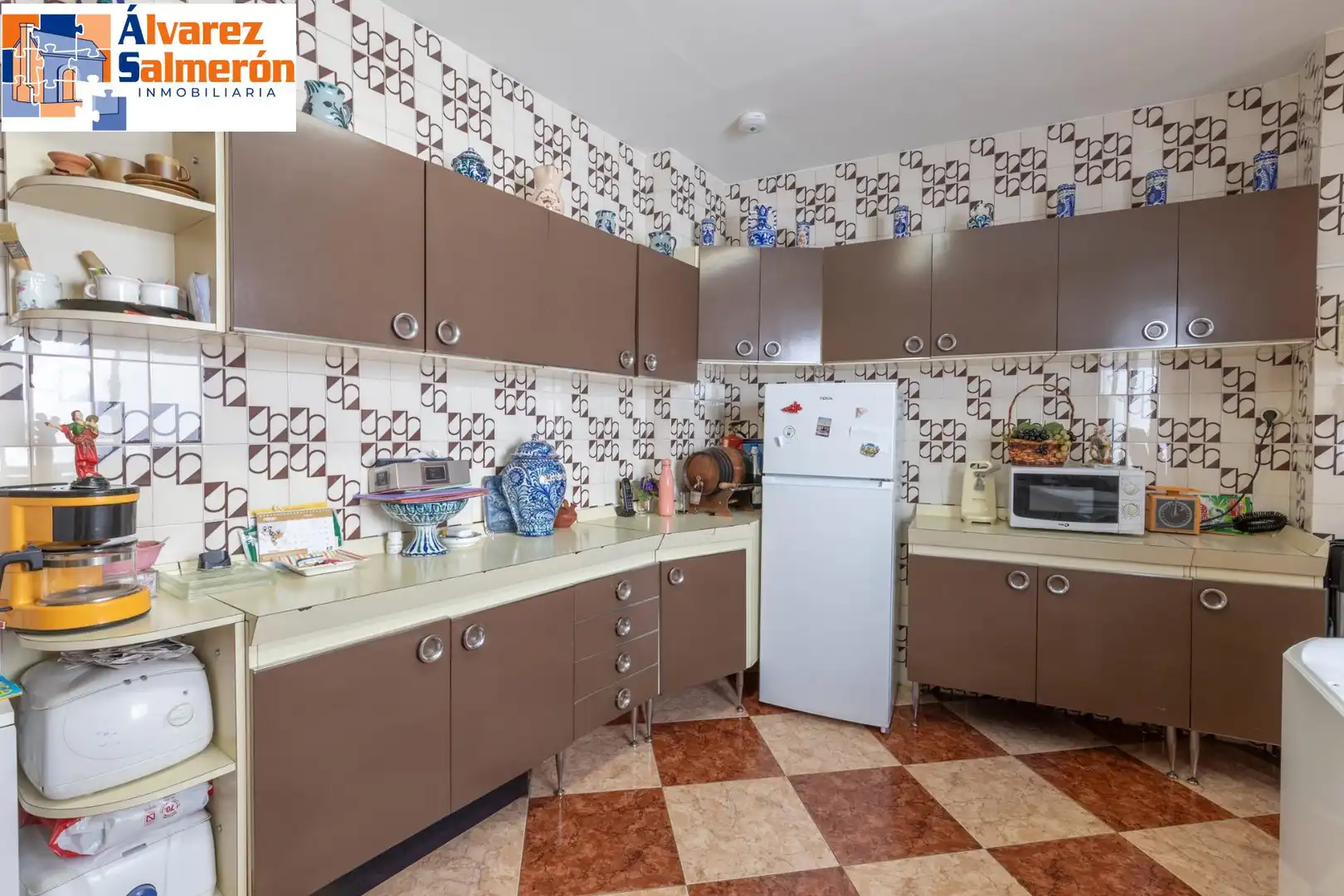 Cocina de Ático en venta en Granada