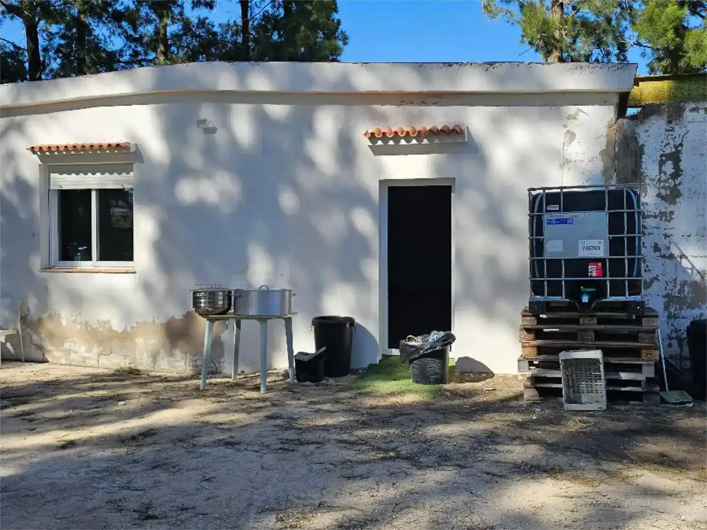 Vista exterior de Pis en venda en Oliva amb Jardí privat