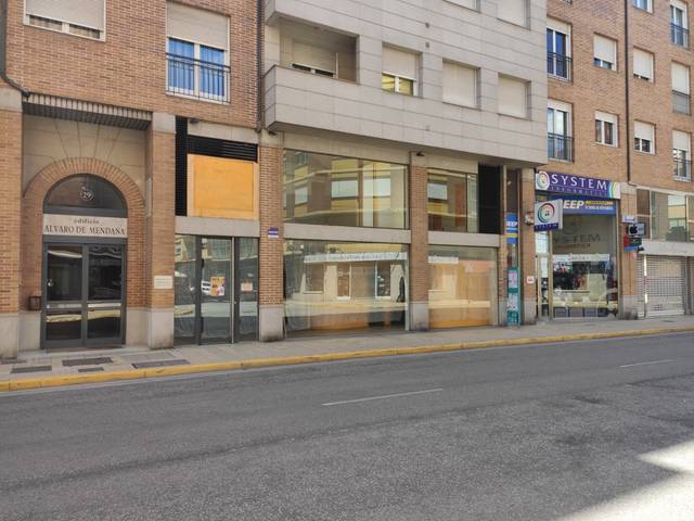 Local comercial en Alquiler en Centro