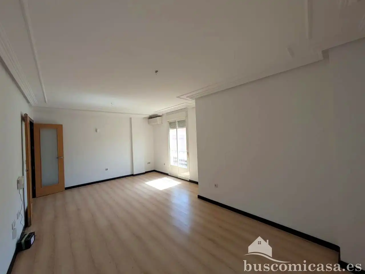 Piso con terraza en venta en Calle de los Bomberos, imagen 2
