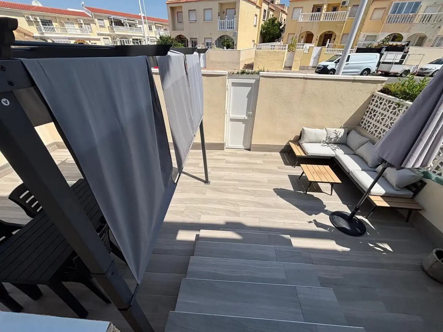 Terraza de Casa o chalet en venta en Torrevieja con Jardín privado y Piscina comunitaria