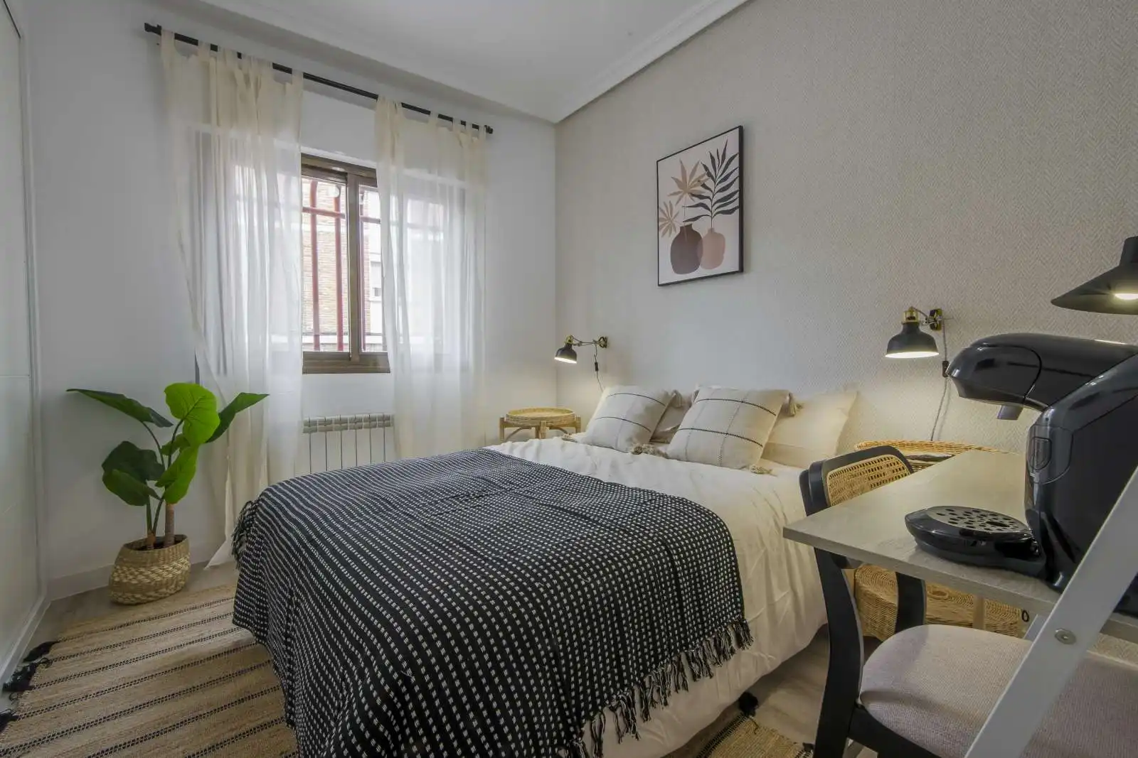 Room in Lucero
