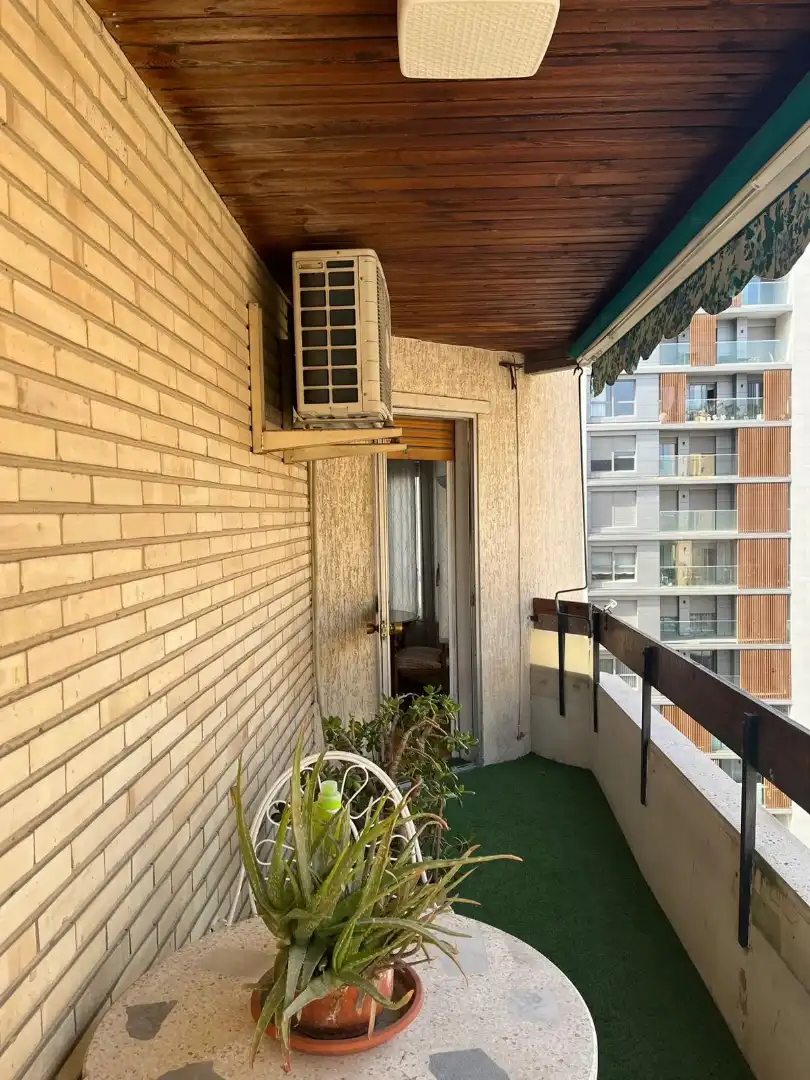 Piso en venta en Calle de Luis Bermejo, 6, Romareda