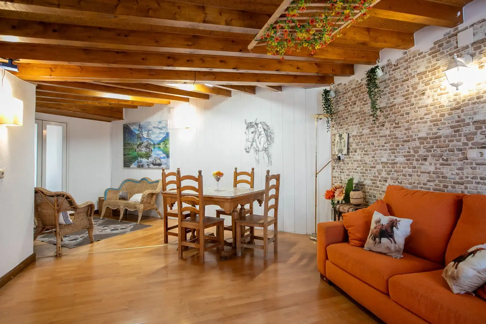 Living room of Houses for sale in Legarda  with Air Conditioner, Heating and Private garden