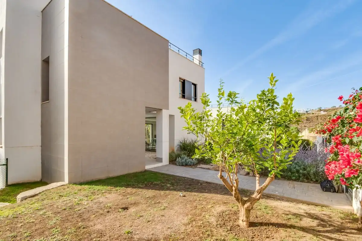Villa mit Terrasse zum Verkauf in Calle Parque Central 5, imagen 9