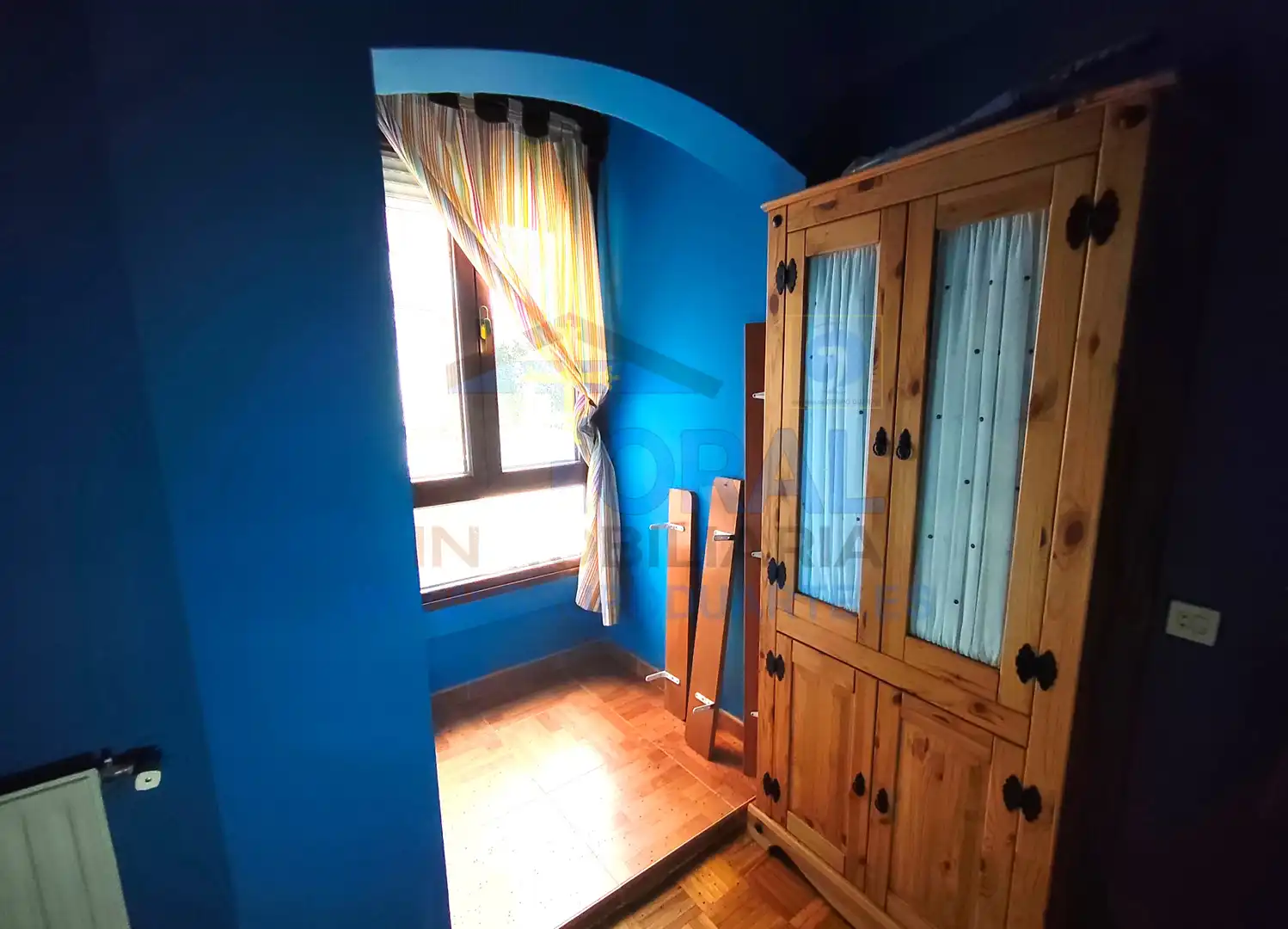 Habitación de Piso en venta en Gijón  con Parquet, Trastero y Amueblado