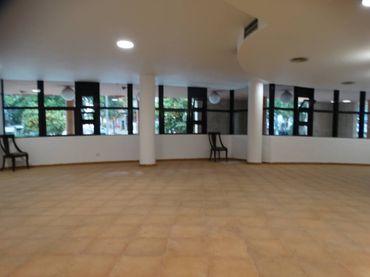 Business premises to rent in Centro