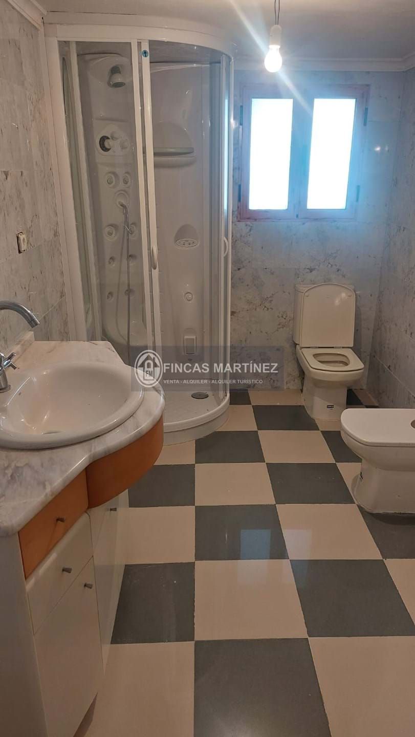 Casa o xalet en venda a calle los olvos, Castilléjar