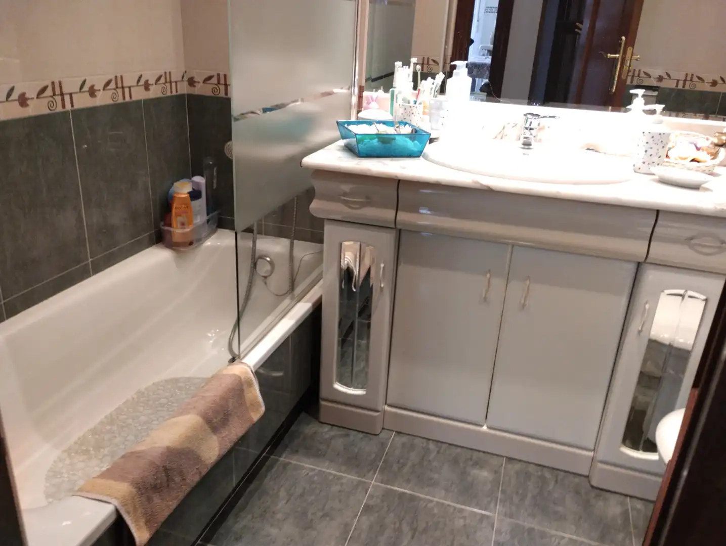 Bathroom of Flat for sale in Bárcena de Cicero  with Heating, Storage room and Swimming Pool