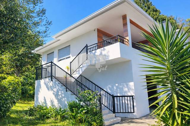 Casa-chalet en Venta en Camiño de Santiaguiño en Mos