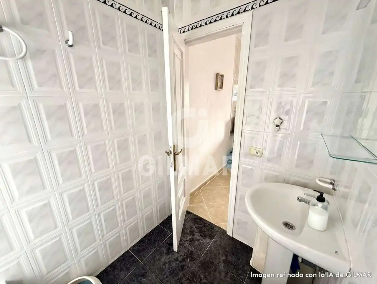 Baño de Apartamento en venta en Adeje con Amueblado