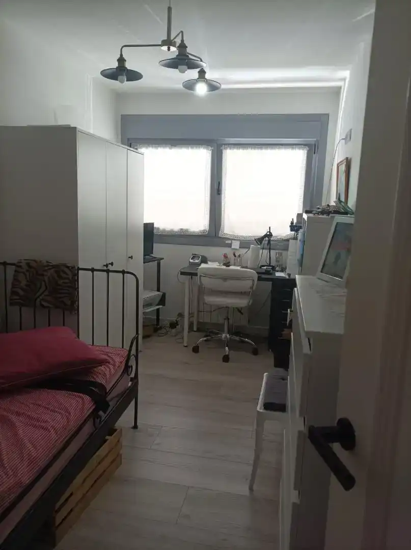 Schlafzimmer von Wohnung zur Miete in Oleiros mit Balkon