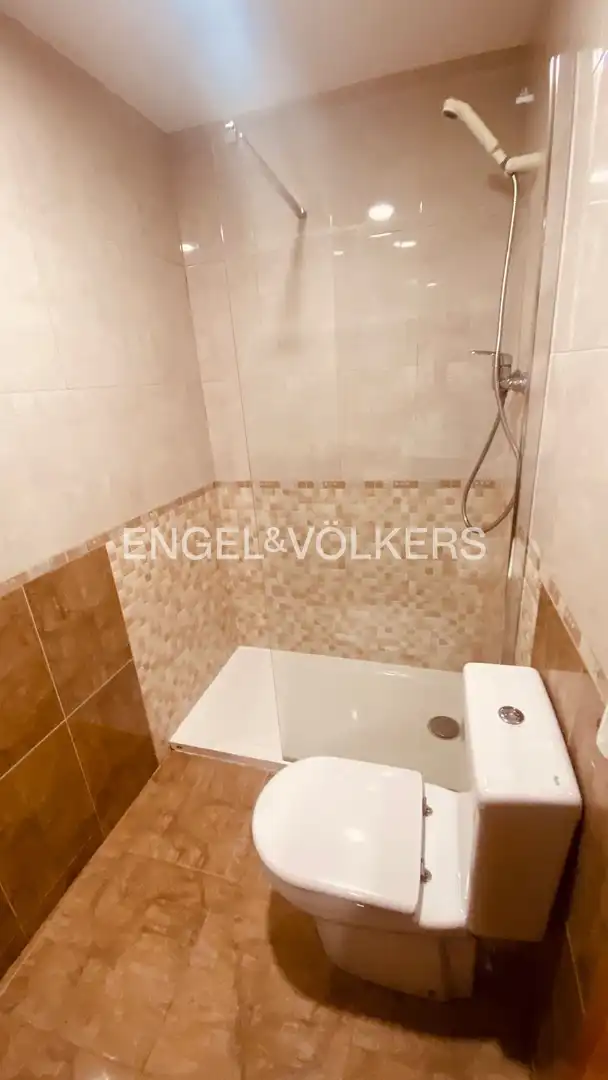 Bany de Apartament en venda en Sant Vicenç de Castellet amb Calefacció